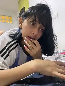 Snapshot of xoxo_anny chatting on April 17, 2026, 1:08 am xoxo anny online show from April 17, 2026, 1:08 am
