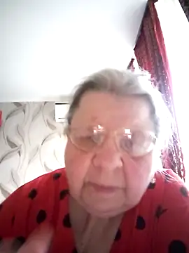 MartaMia68 online show from May 9, 2026, 5:05 pm