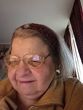 MartaMia68 online show from May 29, 2026, 4:24 pm