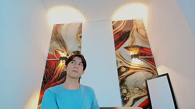 Snapshot of RAPHAEL_NYON1 chatting on May 25, 2026, 3:50 am RAPHAEL NYON1 online show from May 25, 2026, 3:50 am