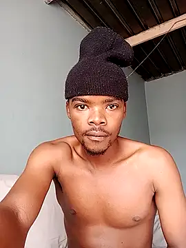 Snapshot of Nkazimulz chatting on April 16, 2026, 7:53 am Nkazimulz online show from April 16, 2026, 7:53 am