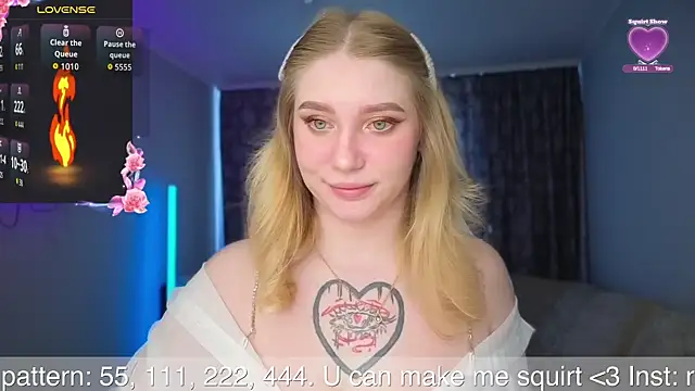 Snapshot of AliceMilr chatting on May 18, 2026, 9:58 am AliceMilr online show from May 18, 2026, 9:58 am