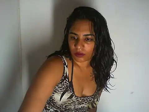 Snapshot of IndianMishka chatting on April 14, 2026, 9:47 am IndianMishka online show from April 14, 2026, 9:47 am