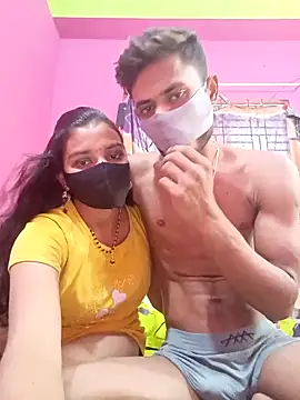 Hot-Couple4 online show from April 18, 2026, 10:17 am