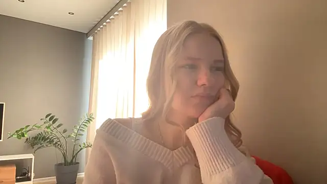 Snapshot of PlasaRima chatting on April 19, 2026, 7:31 am PlasaRima online show from April 19, 2026, 7:31 am