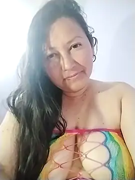 Snapshot of Dayis_2 chatting on May 12, 2026, 3:18 pm Dayis 2 online show from May 12, 2026, 3:18 pm