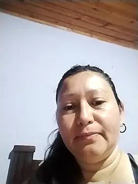 Snapshot of Dayis_2 chatting on April 13, 2026, 1:26 pm Dayis 2 online show from April 13, 2026, 1:26 pm