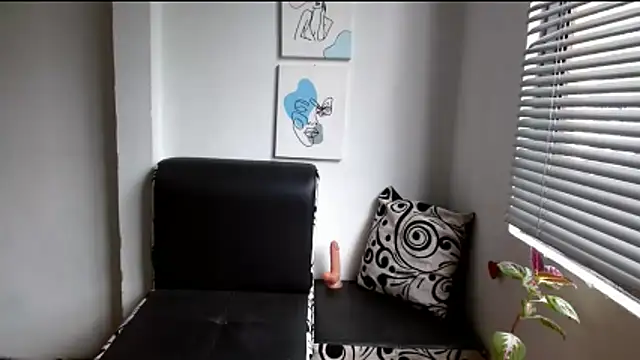 Snapshot of alisonnturbay chatting on May 14, 2026, 2:36 pm alisonnturbay online show from May 14, 2026, 2:36 pm