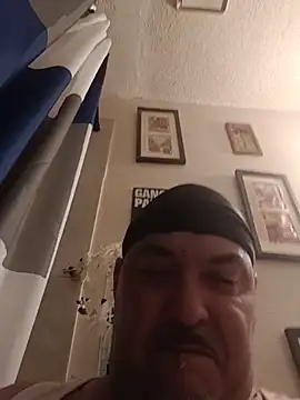 MrBustNut2026 online show from June 10, 2026, 2:24 am
