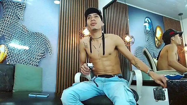 Skinny cute Alyer online show from May 7, 2026, 1:54 am