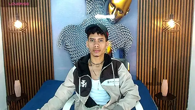 Skinny cute Alyer online show from May 9, 2026, 2:48 am