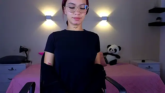Snapshot of _MaryAnn chatting on April 26, 2026, 12:35 pm MaryAnn online show from April 26, 2026, 12:35 pm