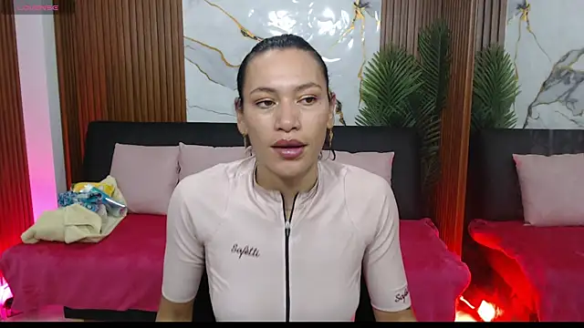 Snapshot of alonddra_tay chatting on April 14, 2026, 11:48 am alonddra tay online show from April 14, 2026, 11:48 am