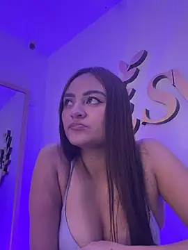 Snapshot of MilyClem chatting on May 20, 2026, 12:51 am MilyClem online show from May 20, 2026, 12:51 am