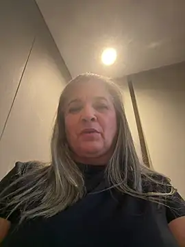 Snapshot of Misevie chatting on May 26, 2026, 4:43 am Misevie online show from May 26, 2026, 4:43 am