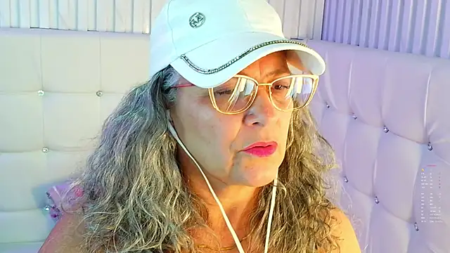 Snapshot of Misevie chatting on May 9, 2026, 2:37 am Misevie online show from May 9, 2026, 2:37 am