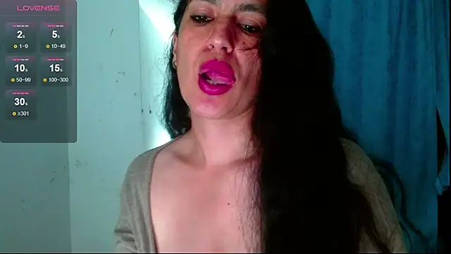 Snapshot of diosa_gil chatting on June 30, 2026, 4:01 am diosa gil online show from June 30, 2026, 4:01 am