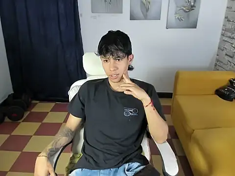 orrduz06 online show from April 11, 2026, 1:24 am