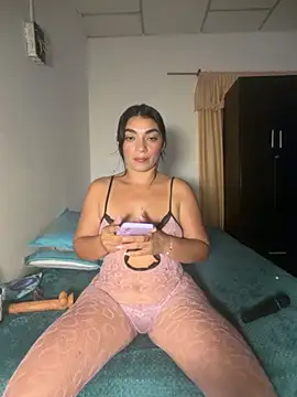 Snapshot of princess_Curves chatting on May 28, 2026, 12:18 am princess Curves online show from May 28, 2026, 12:18 am