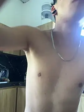 Snapshot of Aaron_Brink_ chatting on June 25, 2026, 2:44 pm Aaron Brink online show from June 25, 2026, 2:44 pm