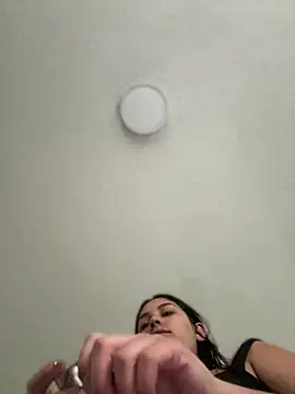 Snapshot of Lucyfer-fire chatting on April 23, 2026, 11:16 am Lucyfer-fire online show from April 23, 2026, 11:16 am
