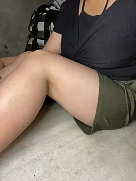 MisuSmile online show from April 10, 2026, 1:51 pm