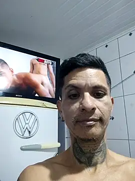 elchamogabotiktok online show from May 31, 2026, 1:11 am