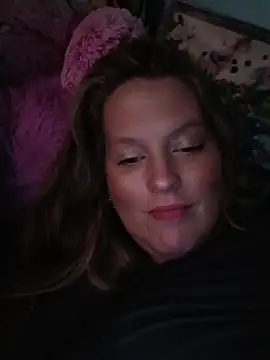 BOUNCYdddBRE online show from June 4, 2026, 7:46 am
