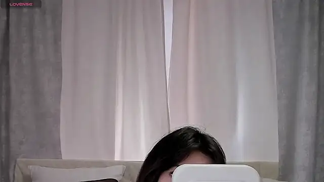Snapshot of BrianaSteels chatting on May 20, 2026, 5:37 am BrianaSteels online show from May 20, 2026, 5:37 am