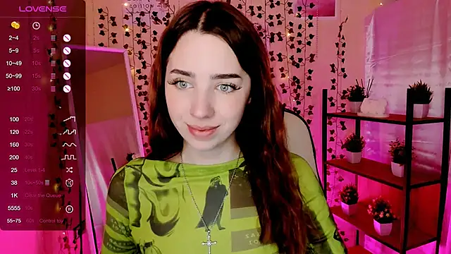 Snapshot of CharliGrace_ chatting on May 8, 2026, 6:50 am CharliGrace online show from May 8, 2026, 6:50 am