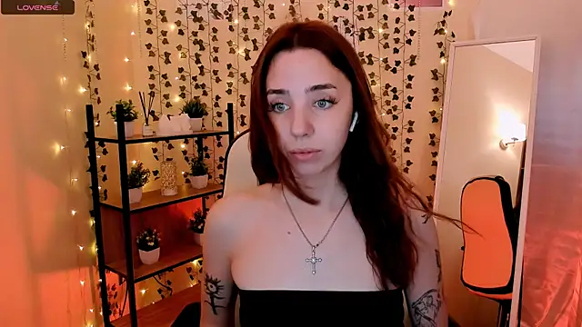 CharliGrace  online show from July 12, 2026, 5:08 am