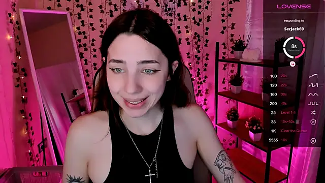 Snapshot of CharliGrace_ chatting on May 17, 2026, 7:30 am CharliGrace online show from May 17, 2026, 7:30 am