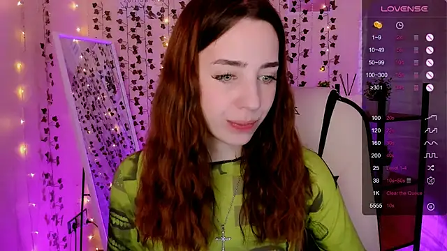 Snapshot of CharliGrace_ chatting on April 26, 2026, 8:22 am CharliGrace online show from April 26, 2026, 8:22 am