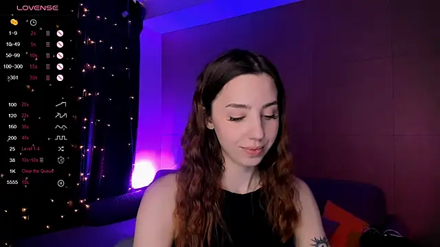 Snapshot of CharliGrace_ chatting on April 25, 2026, 8:06 am CharliGrace online show from April 25, 2026, 8:06 am