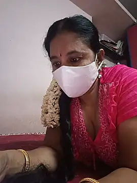 Tamilaunty35 online show from July 5, 2026, 9:54 pm