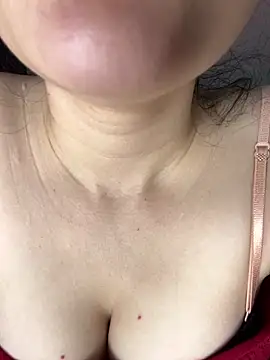 Snapshot of Sugar-Baby5 chatting on April 12, 2026, 6:16 am Sugar-Baby5 online show from April 12, 2026, 6:16 am