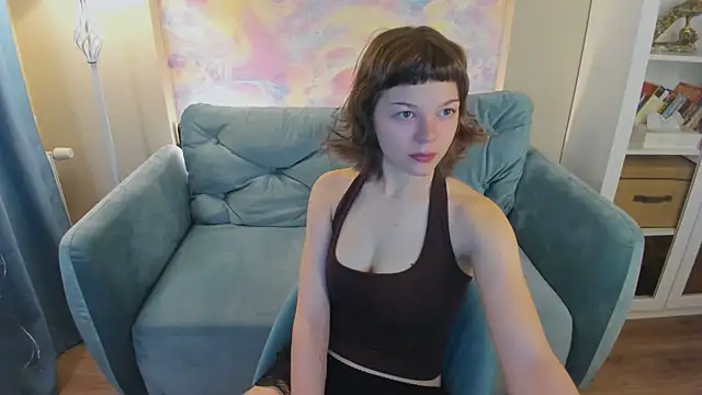 Snapshot of kira_naughtly chatting on April 16, 2026, 1:45 pm kira naughtly online show from April 16, 2026, 1:45 pm