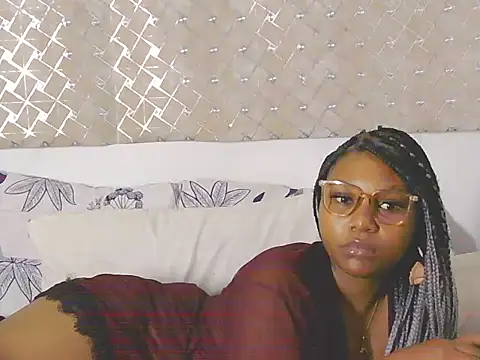 Darrkdeeva669 online show from April 24, 2026, 3:41 am