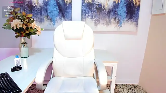 Snapshot of madydoll_ chatting on June 19, 2026, 8:58 pm madydoll online show from June 19, 2026, 8:58 pm