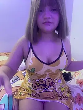 Snapshot of Karina_PrettyHot69 chatting on April 18, 2026, 10:21 pm Karina PrettyHot69 online show from April 18, 2026, 10:21 pm