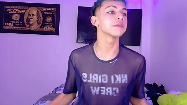 Snapshot of Apolo_Prince1 chatting on May 15, 2026, 10:08 pm Apolo Prince1 online show from May 15, 2026, 10:08 pm