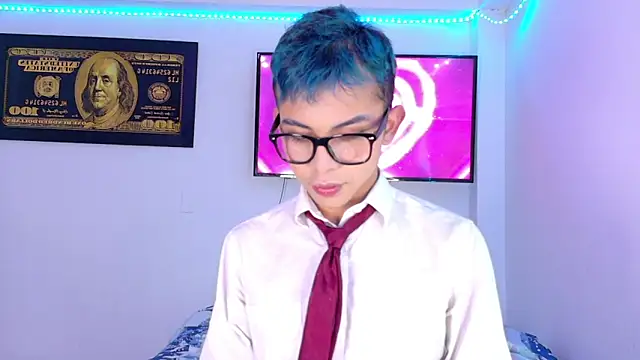 Snapshot of Apolo_Prince1 chatting on May 12, 2026, 11:44 pm Apolo Prince1 online show from May 12, 2026, 11:44 pm