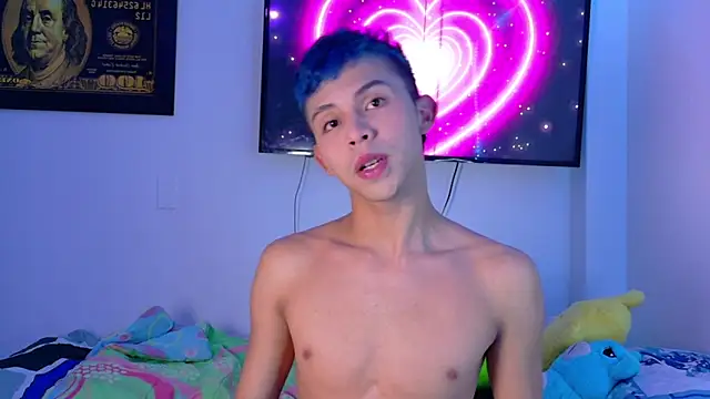 Snapshot of Apolo_Prince1 chatting on May 8, 2026, 4:49 am Apolo Prince1 online show from May 8, 2026, 4:49 am