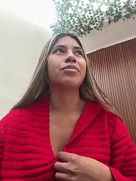 Kimmiebellarie online show from May 8, 2026, 1:15 pm