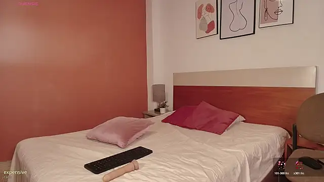 Emilyebony   online show from April 16, 2026, 3:18 am