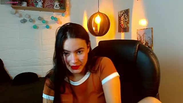 Snapshot of rosaleia_ chatting on May 14, 2026, 3:58 am rosaleia online show from May 14, 2026, 3:58 am
