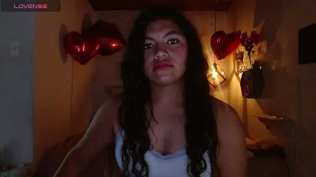 Snapshot of Samanthaa_8_ chatting on April 15, 2026, 2:10 pm Samanthaa 8 online show from April 15, 2026, 2:10 pm