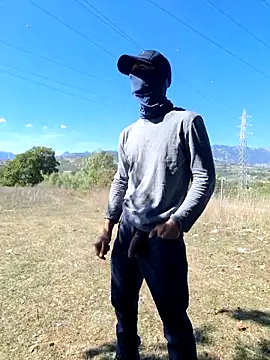 Snapshot of SamExhEd99 chatting on September 20, 2025, 12:43 pm SamExhEd99 online show from September 20, 2025, 12:43 pm