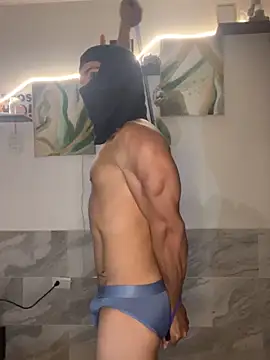 Emcapuchado Josee online show from April 13, 2026, 10:03 pm