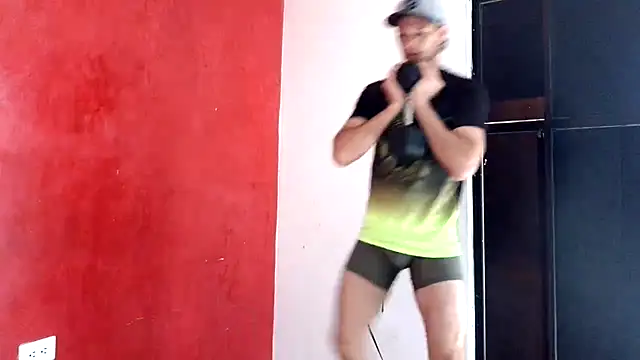 andrew 1520 online show from October 1, 2025, 7:07 pm